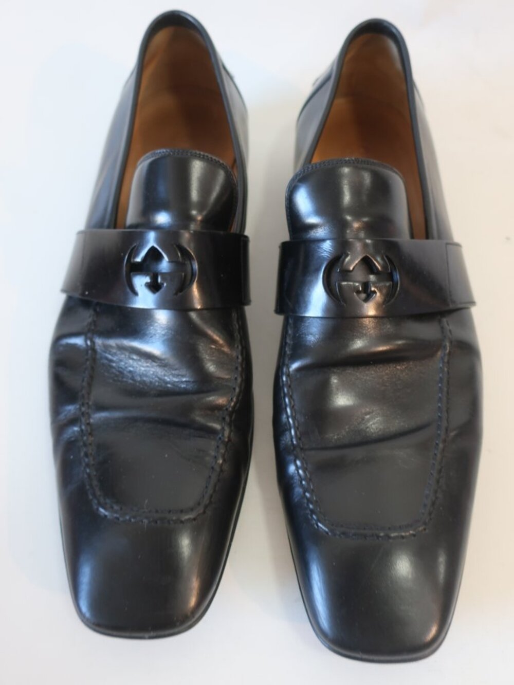 Gucci Black Leather Logo-Trim Slip-On Loafers - Picture 3 of 11